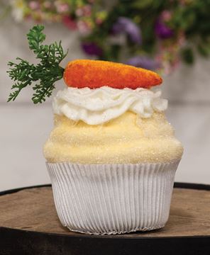 Picture of Carrot Topped Easter Cupcake Sitter