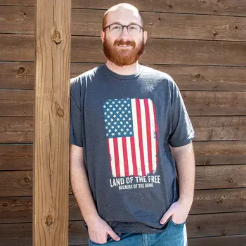 Land of the Free Distressed Flag T-Shirt - Heather Dark Gray