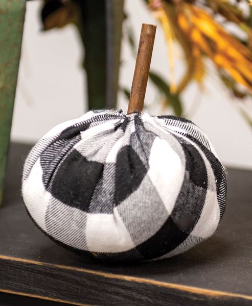 Picture of 4" Buffalo Check Stuffed Felt Pumpkin