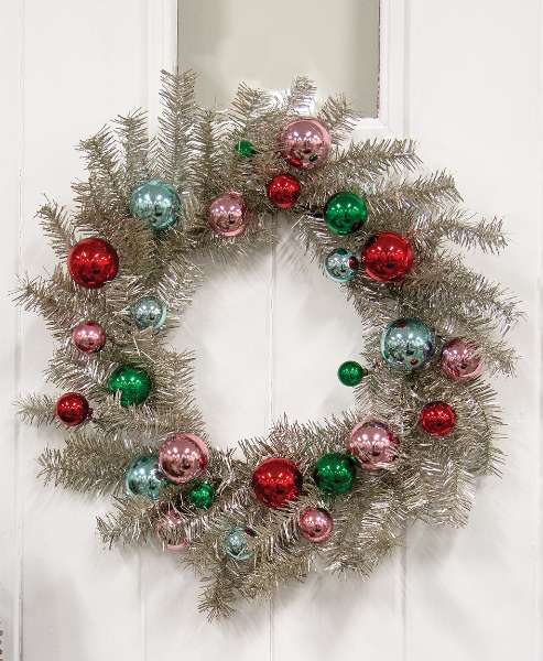 Picture of Platinum Tinsel & Bauble Wreath, 24"